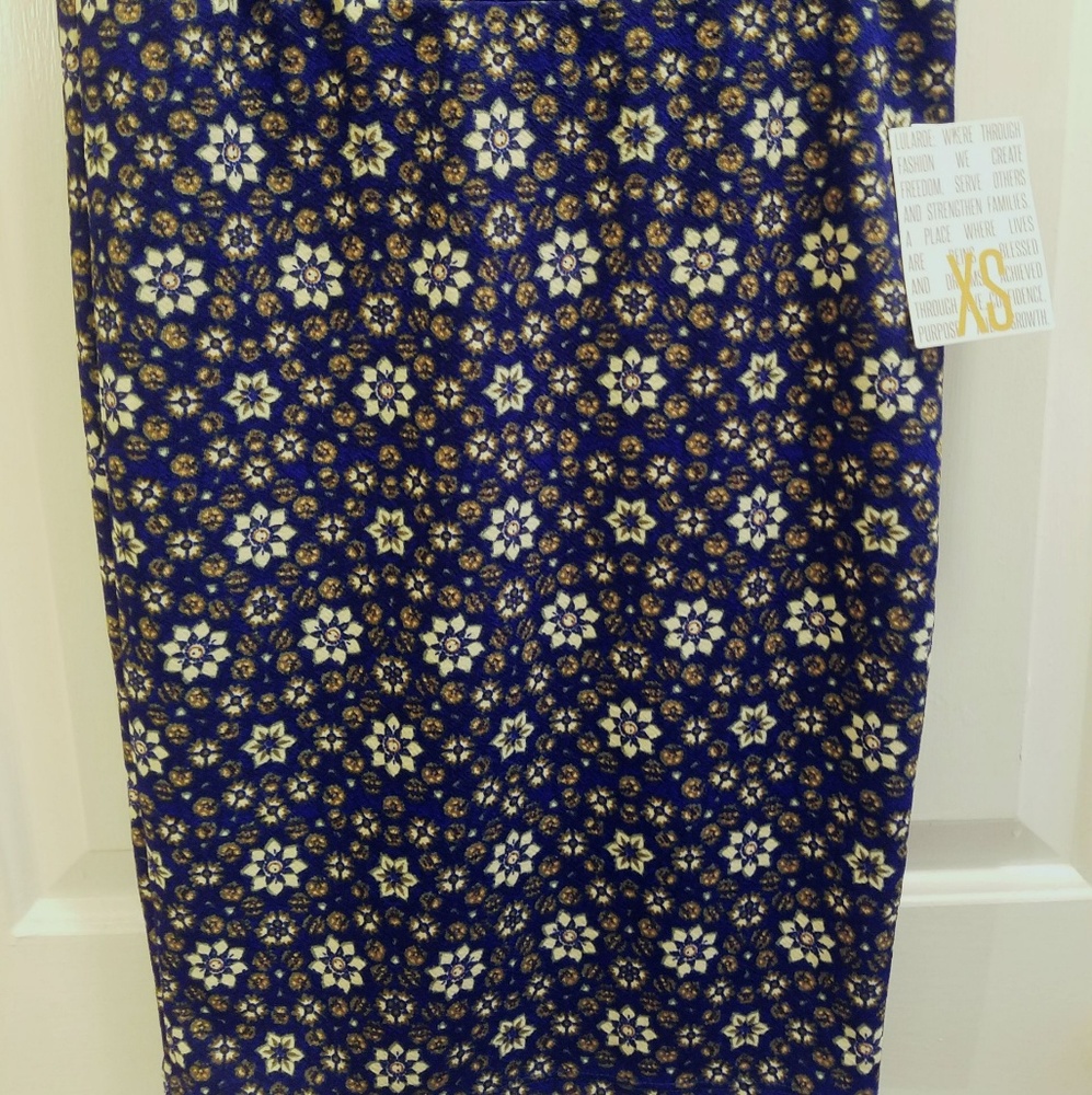 LulaRoe Cassie